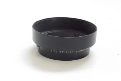 Leitz Clip-on metal lens hood for 35 & 50mm R Lenses (12564)