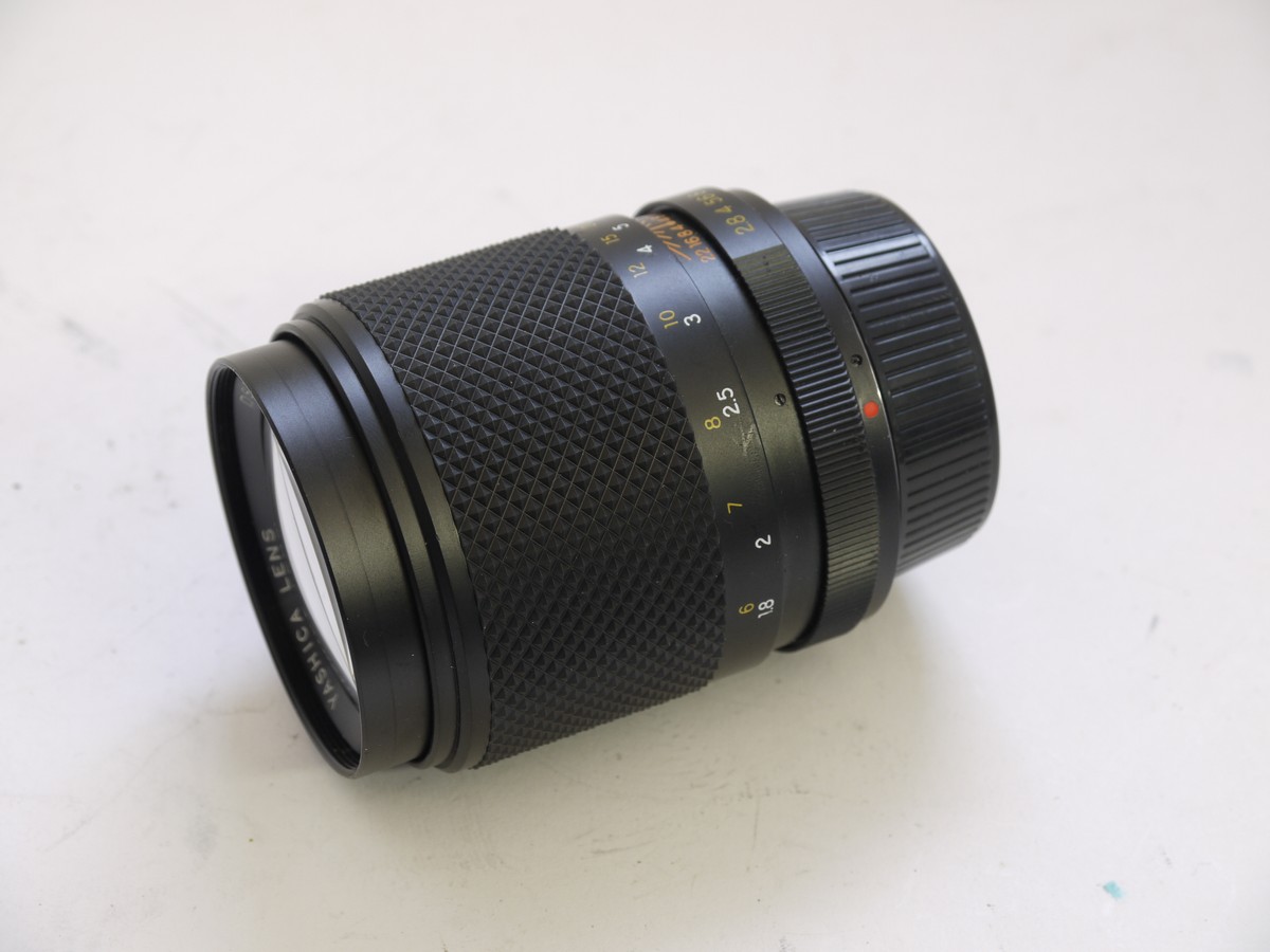 Yashica 135mm f2 Yashica 135mm f2.8 DSB manual focus Contax/Yashica bayonet mount lens + rear cap