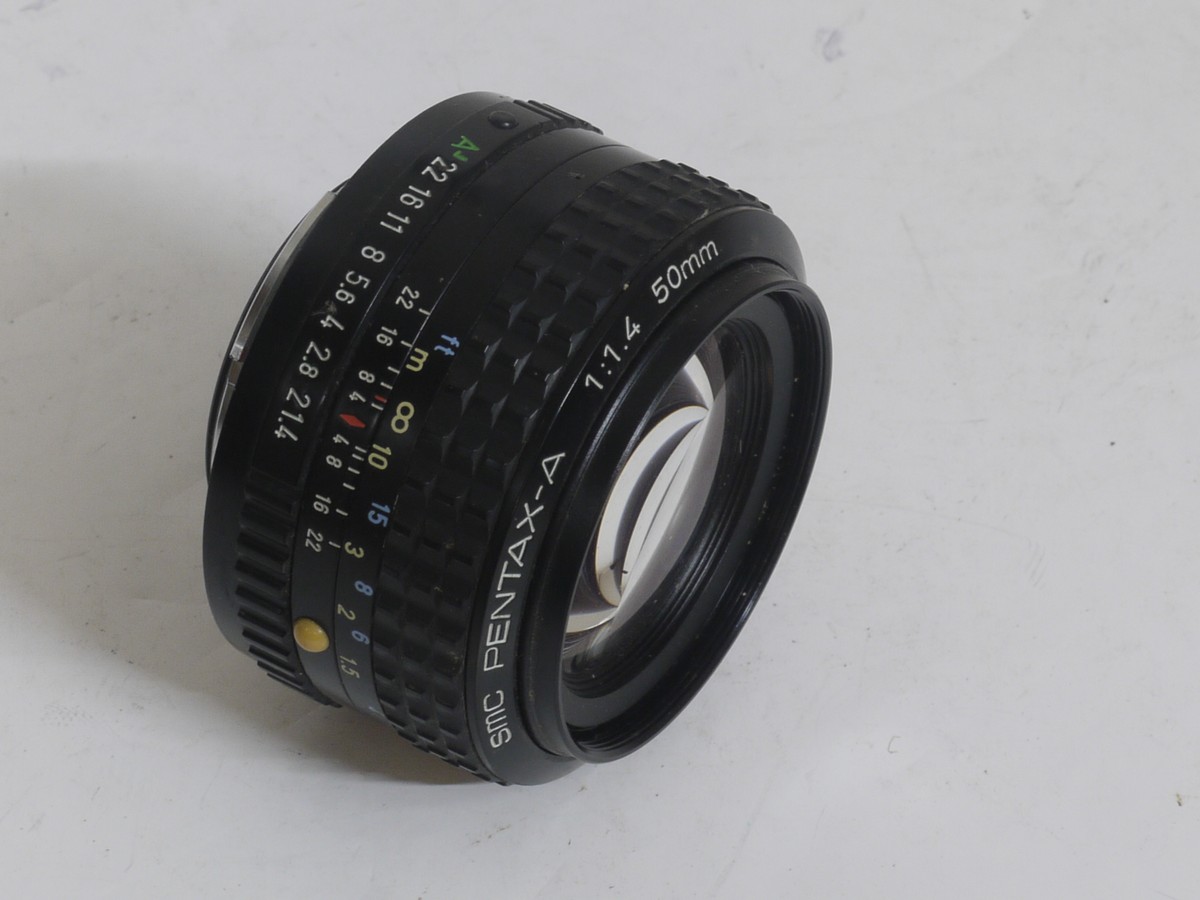 Pentax 50mm f1 Pentax 50mm f1.4 SMC-Pentax-A lens + caps