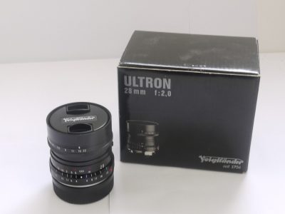Voigtlander 28mm f2 Ultron VM (Leica M) mount lens, black, with removable lens hood, caps & box