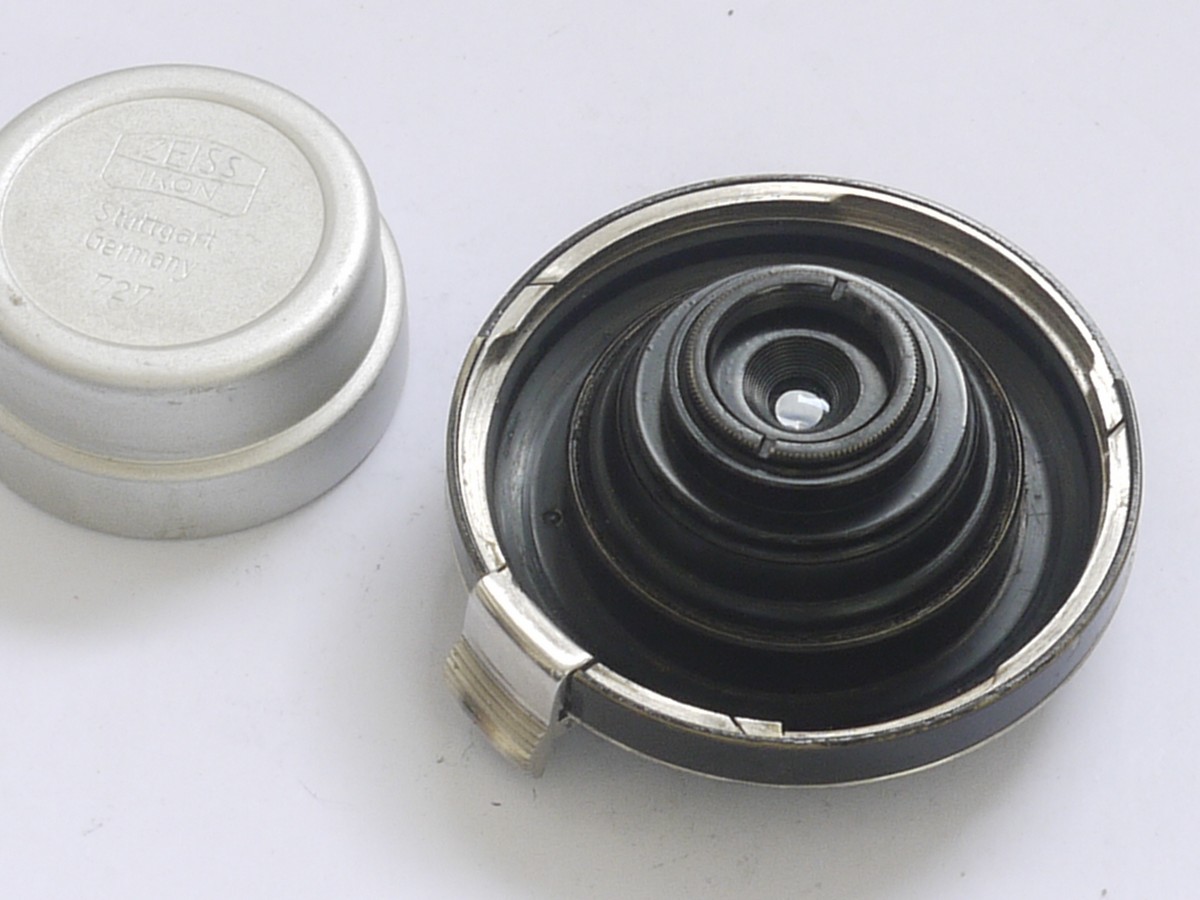 mwclassiccameras-20210409-161 Carl Zeiss Jena 2.8cm f8 Tessar uncoated BLACK & NICKEL barrel lens in Contax rangefinder bayonet mount + rear cap. UNCMMON
