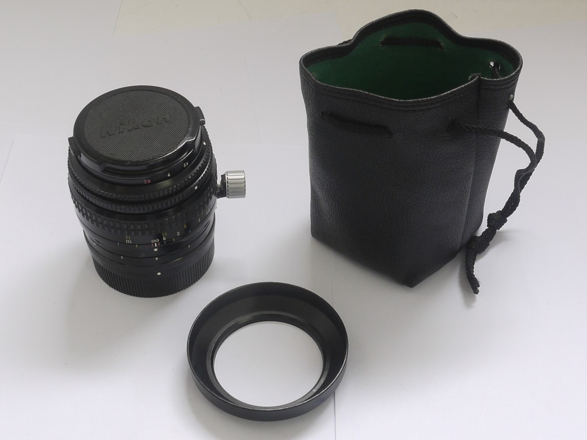 mwclassiccameras-20210409-195 Nikon 35mm f2.8 PC-Nikkor shift lens + screw-in lens hood & makers caps