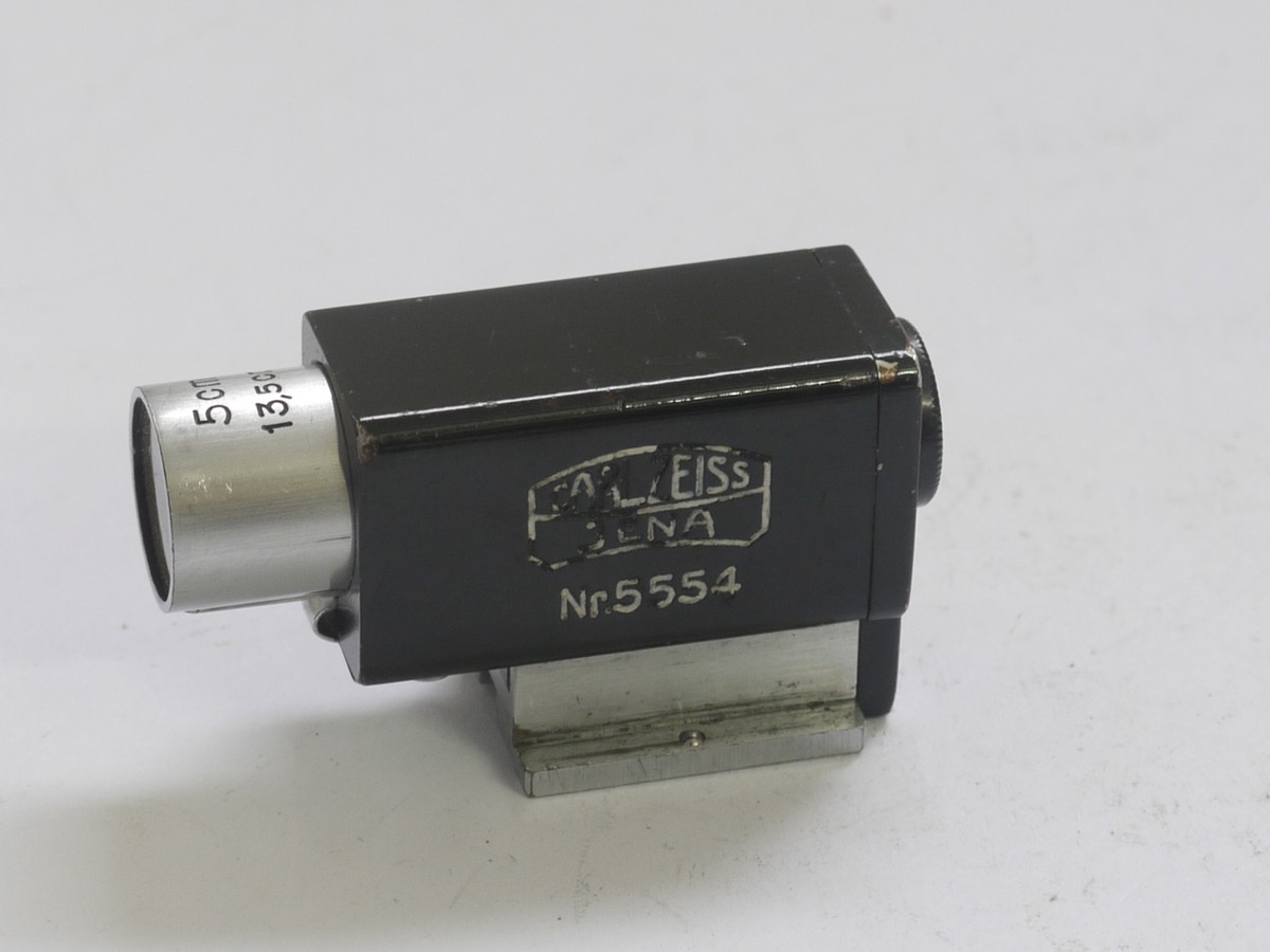 mwclassiccameras-20210409-414 Carl Zeiss Jena Reversible multi shoe finder (436/1) for 50/135mm & 85/180mm (finder pulls out and can be reversed)