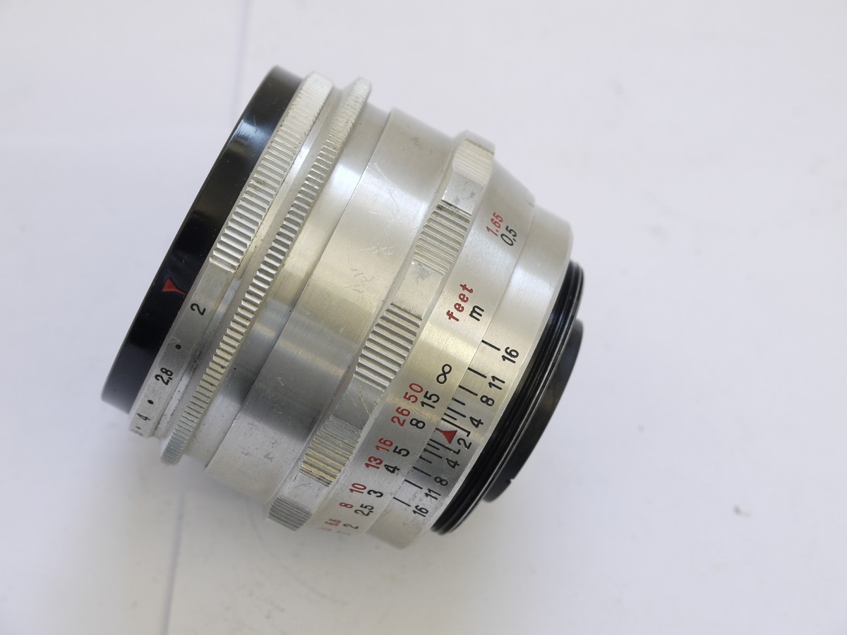 mwclassiccameras-20210423-231 Carl Zeiss Jena 58mm f2 Biotar coated all chrome manual focus M42 screw mount lens