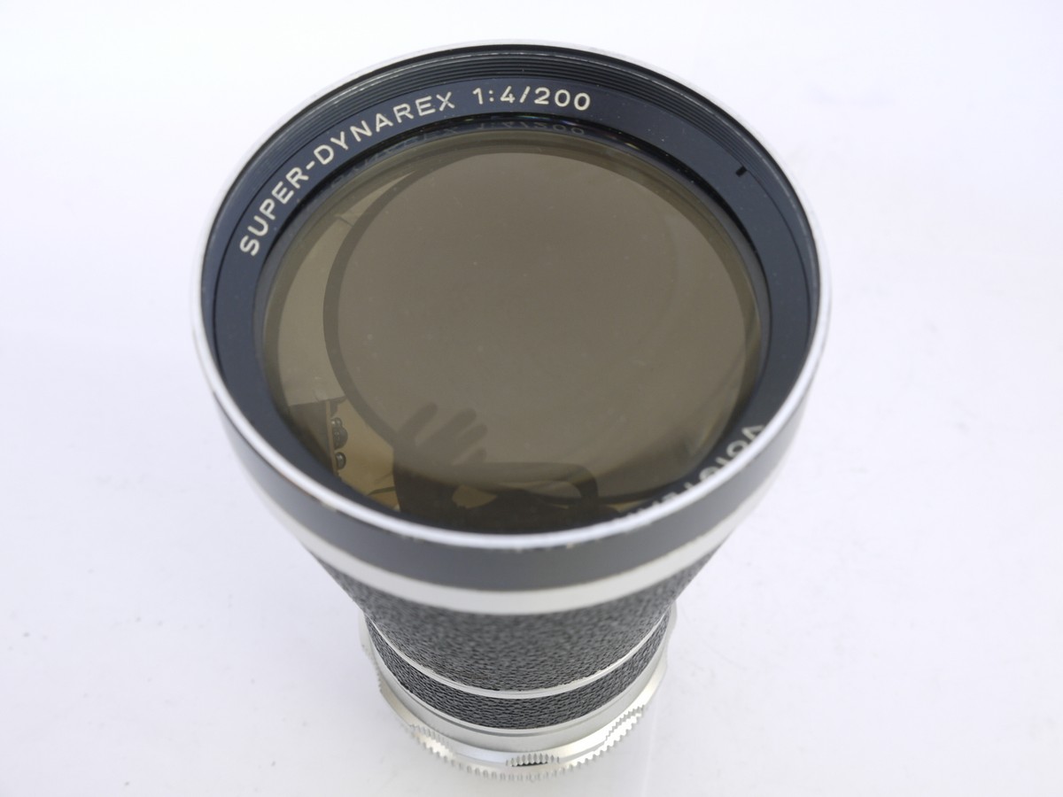 mwclassiccameras-20210423-392 Voigtlander 200mm f4 Super Dynarex lens for Bessamatic + Voigtlander Skylight filter, lens hood, caps & leather sprung case
