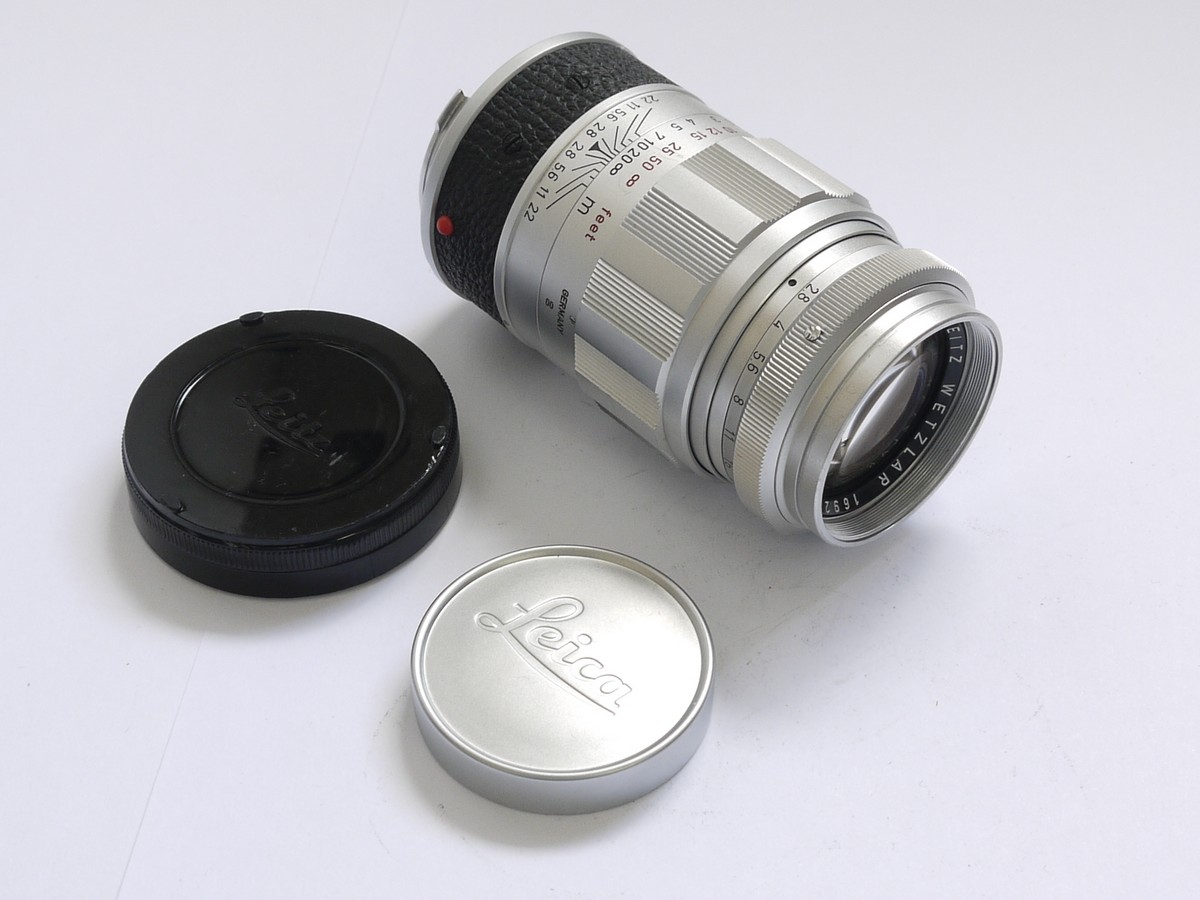 mwclassiccameras-20210430-548 Leitz Wetzlar 90mm f2.8 Elmarit-M chrome (No.1692117) + makers caps