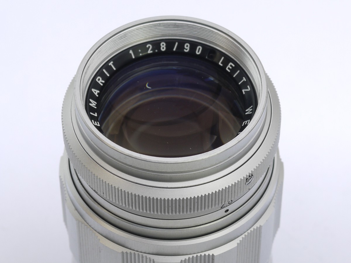 mwclassiccameras-20210430-549 Leitz Wetzlar 90mm f2.8 Elmarit-M chrome (No.1692117) + makers caps