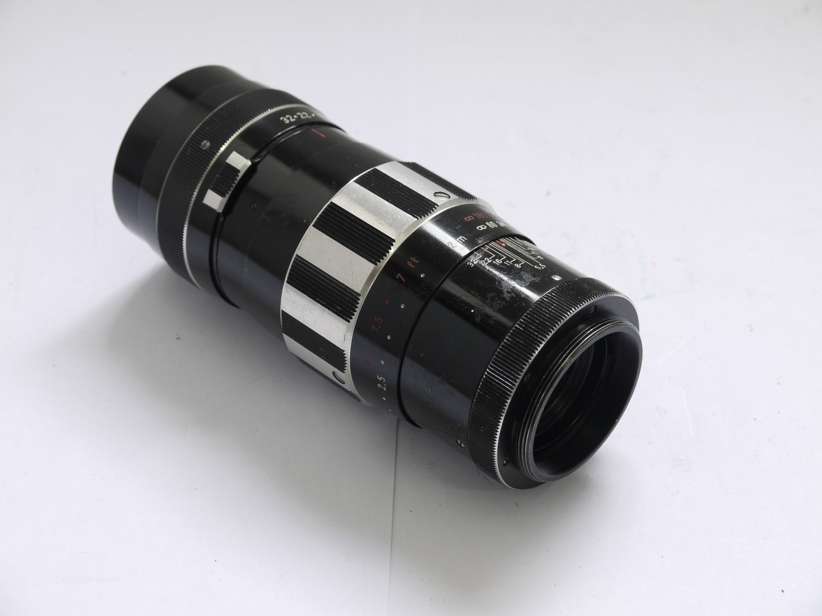 mwclassiccameras-20210430-84 Schneider 200mm f5.5 Tele-Xenar manual focus M42 screw mount lens + makers rear cap