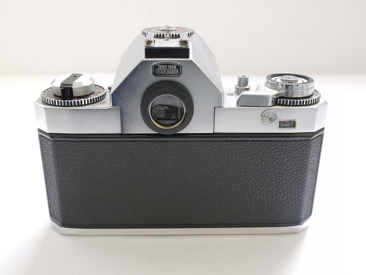 mwclassiccameras-20210507-157 Zeiss Ikon/Voigtlander Icarex 35 CS TM 35mm SLR with removable CS prism finder + 50mm f20.8 Tessar M42 screw mount lenbs with makers front cap