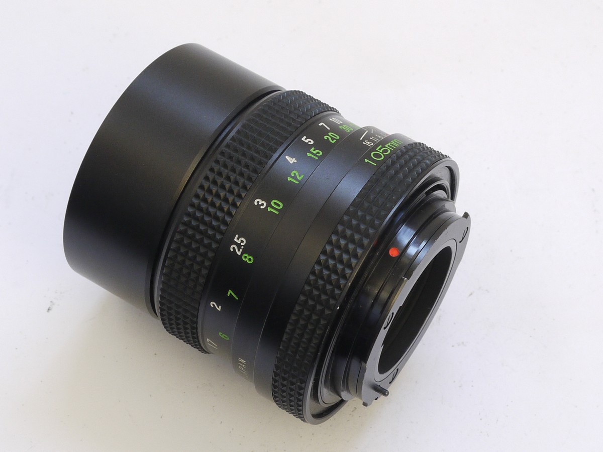 mwclassiccameras-20210507-329 Rollei 105mm f2.8 Rolleinar-MC manual focus portrait lens in Rollei SL35/QBM bayonet mount + makers caps & case