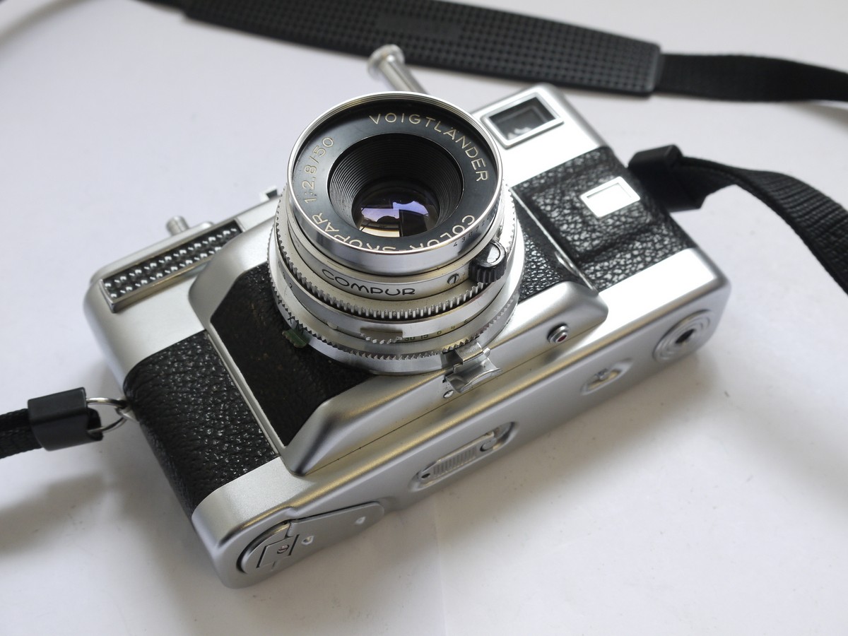 mwclassiccameras-20210513-235 Voigtlander Vitessa T 35mm couled rangefinder selenium metered camera + 50mm f2.8 Color Skopar interchangeable lens