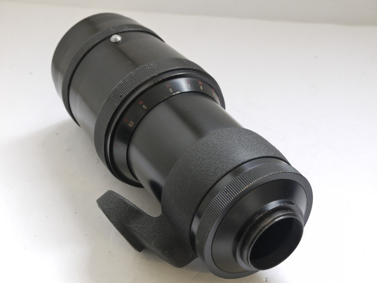 mwclassiccameras-20210521-107 Jena (Carl Zeiss) 300mm f4 S (Sonnar) manual focus M42 screw mouint lens with removable tripod mount + caps