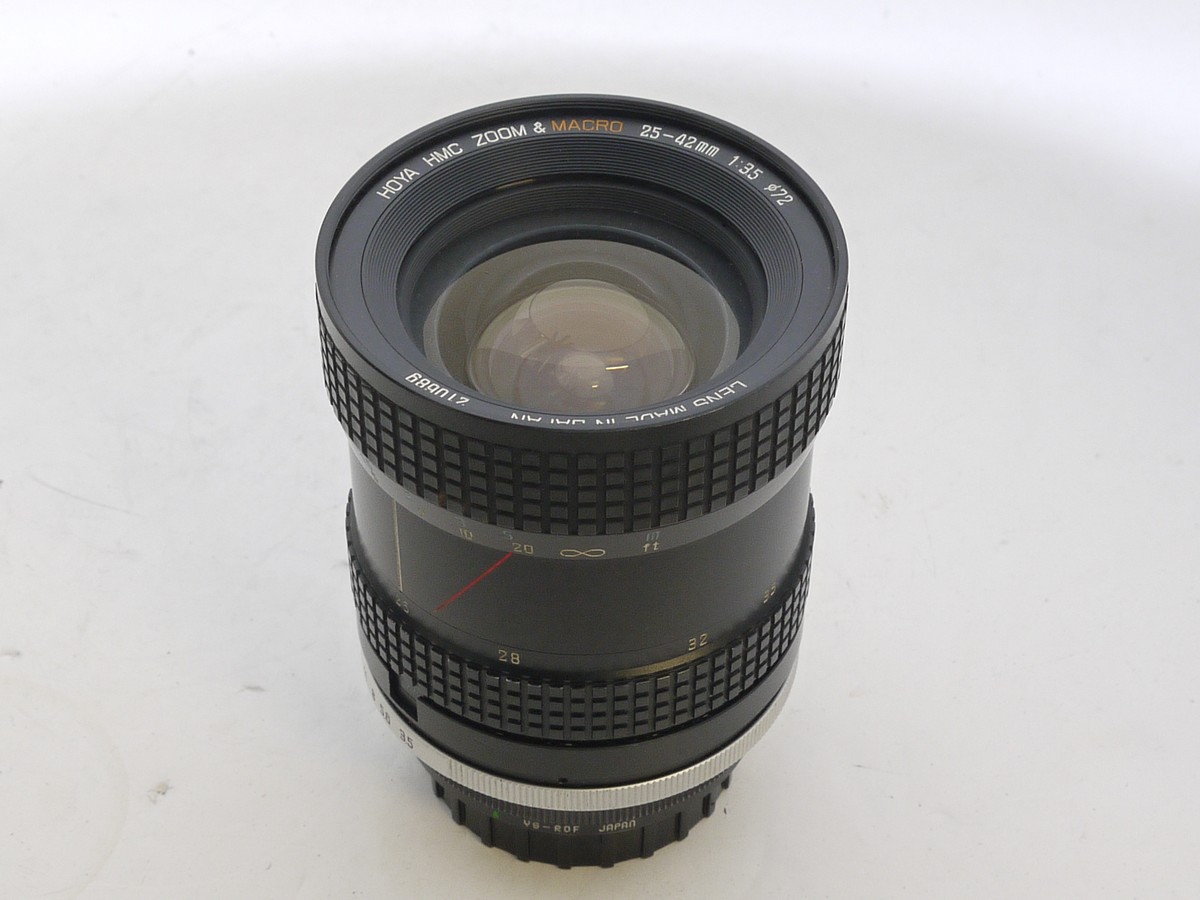 mwclassiccameras-20210521-212 Hoya 25-42mm f3.5 HMC Zoom & Macro lens with YS-ROF adapter for use won Rollei SL35 cameras