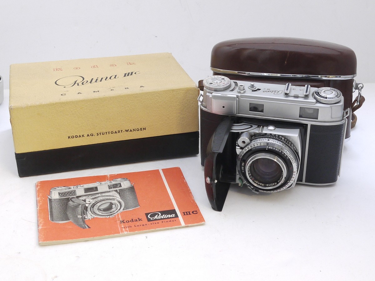 mwclassiccameras-20210521-273 Kodak Retina IIIc 35mm selenium metered folding coupled rangefinder camera with Schneider 50mm f2 Xenon C intrhcangeable lens, makers ER case, instructions & Kodak presentation box