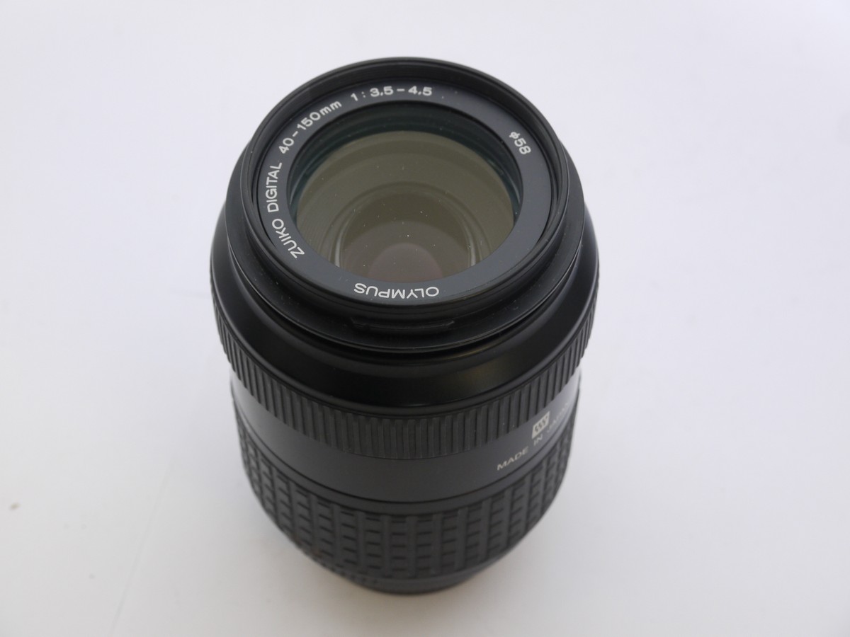 mwclassiccameras-20210604-187 Olympus 40-150mm f3.5-4.5 Four Thirds Zuiko digital lens + makers caps, LH-61B lens hood & box