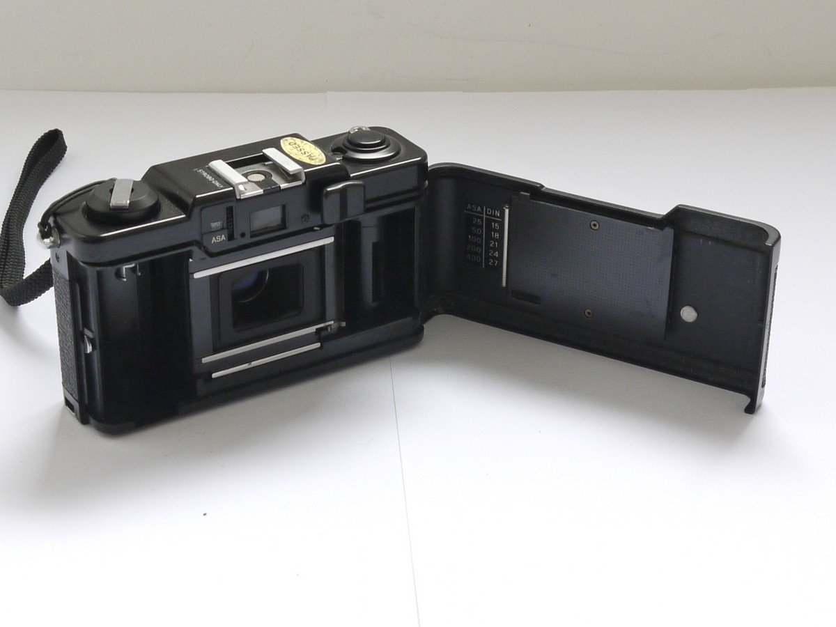 mwclassiccameras-20210618-23 Ricoh FF1 35mm compact camera with 35mm f2.8 Color Rikenon lens + wrist strap