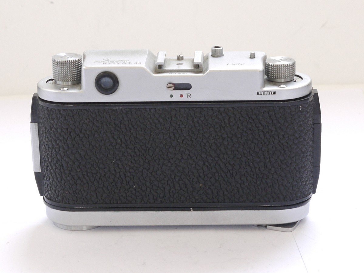 mwclassiccameras-20210702-181 Robot Royal 36 24x36 35mm CRF clockwork motorised body