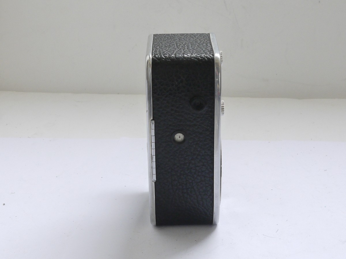 mwclassiccameras-20210702-352 Bolex C8 Standard 8 clockwork motorized camera + 12.5mm f3.5 Yvar D mount lens, front cap, wrist strap, instructions & case