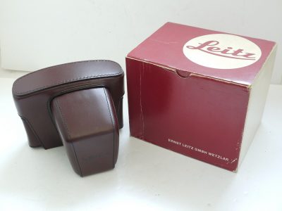 Leitz Maroon ER case for the R3, with makers box