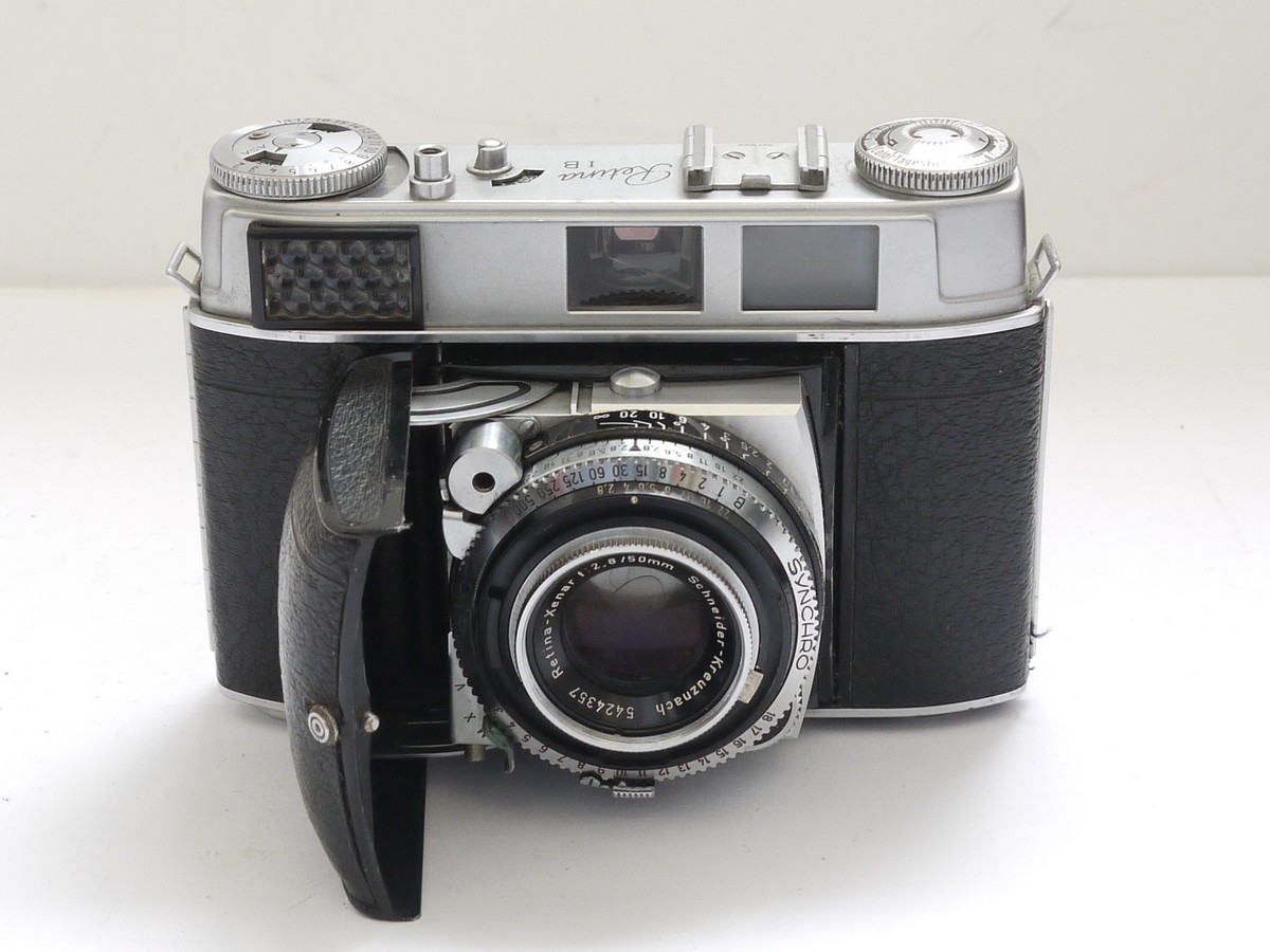 mwclassiccameras-20210730-314 Kodak Retina IB (large B) selenium metered, with 50mm f2.8 Xenar interchangeable lens + makers ER case