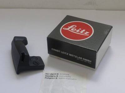Leitz Handgrip R (14308) for use with the Motor Winder R or Motor Drive R + makers instructions & Box