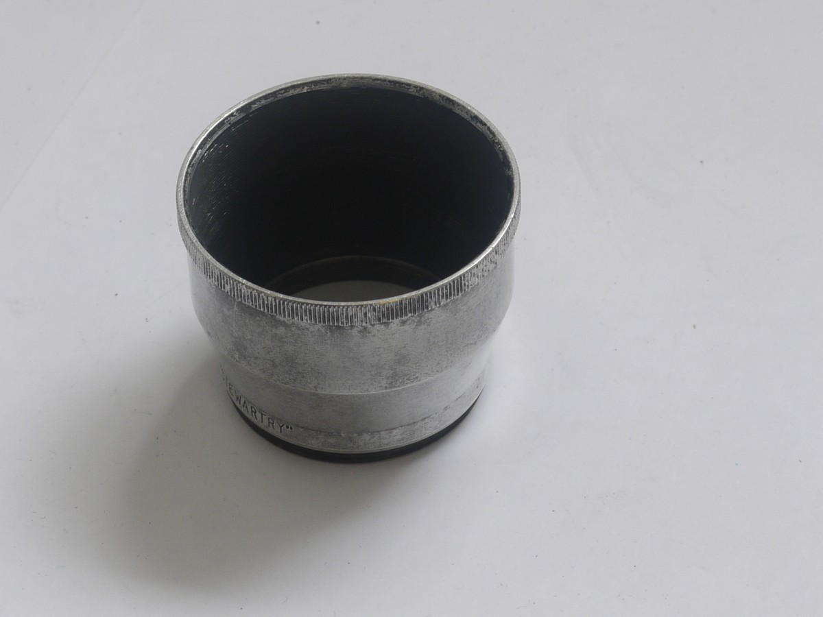 mwclassiccameras-20210820-218 Stewartry 39mm screw-in combined Clear filter/lens hood