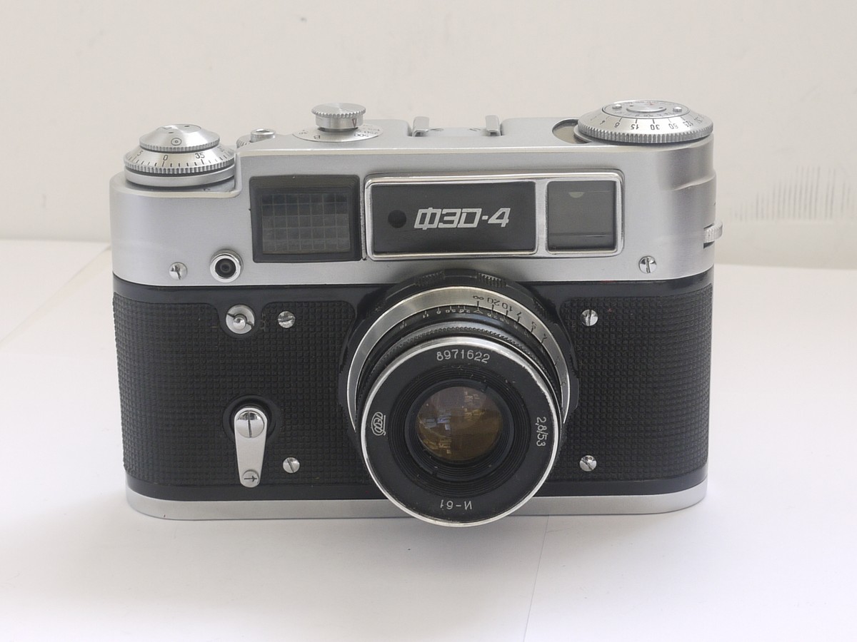 mwclassiccameras-20210820-57 Fed 4 Selenium metered coupled rangefinder camera + Fed 53mm f2.8 N-61 len, L39 rangefinder coupled lens & makers ER case