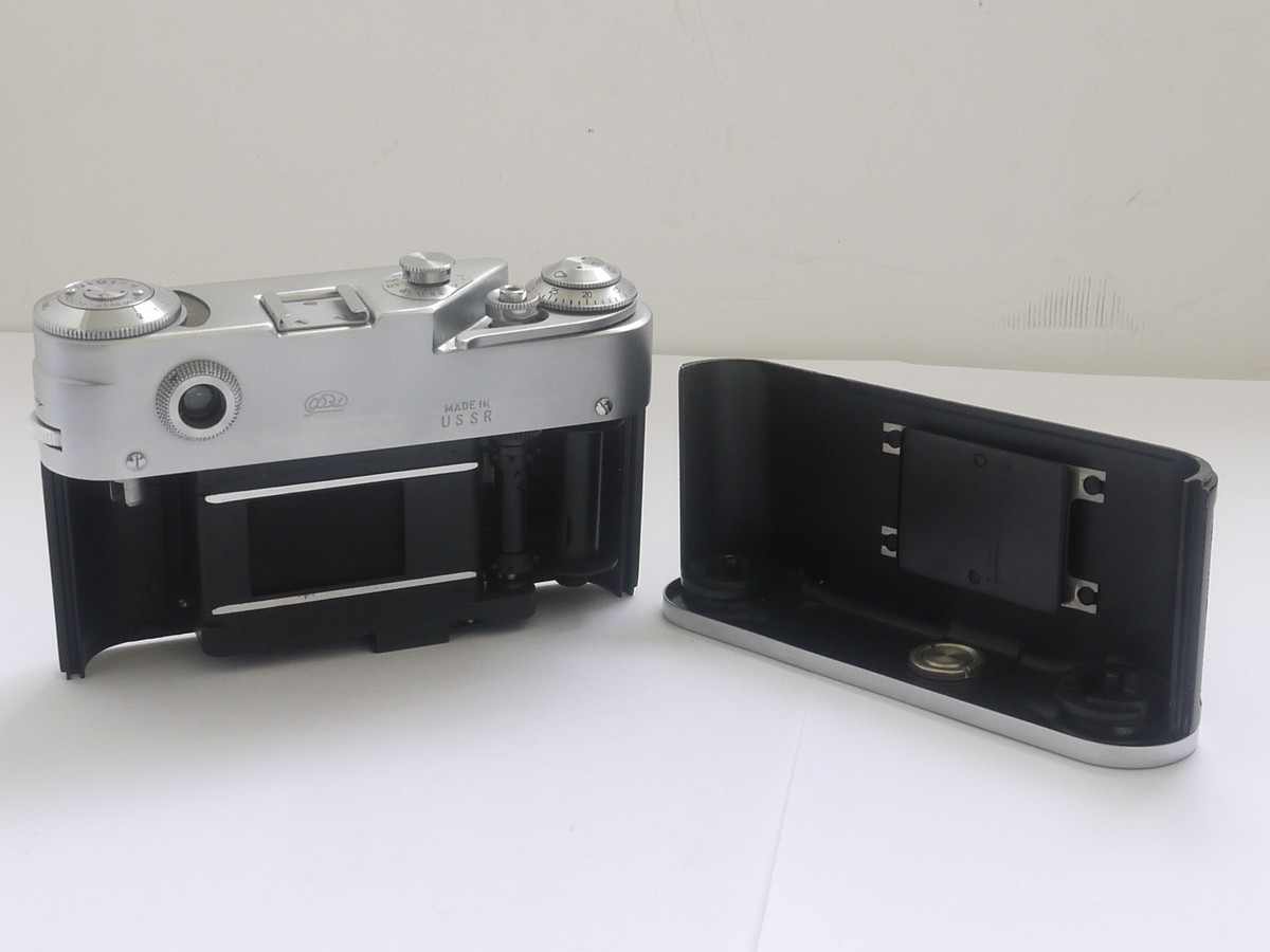 mwclassiccameras-20210820-61 Fed 4 Selenium metered coupled rangefinder camera + Fed 53mm f2.8 N-61 len, L39 rangefinder coupled lens & makers ER case