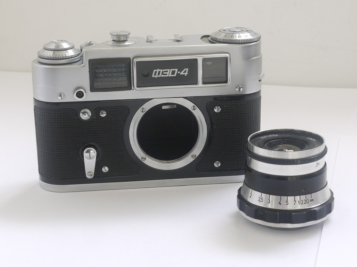 mwclassiccameras-20210820-62 Fed 4 Selenium metered coupled rangefinder camera + Fed 53mm f2.8 N-61 len, L39 rangefinder coupled lens & makers ER case