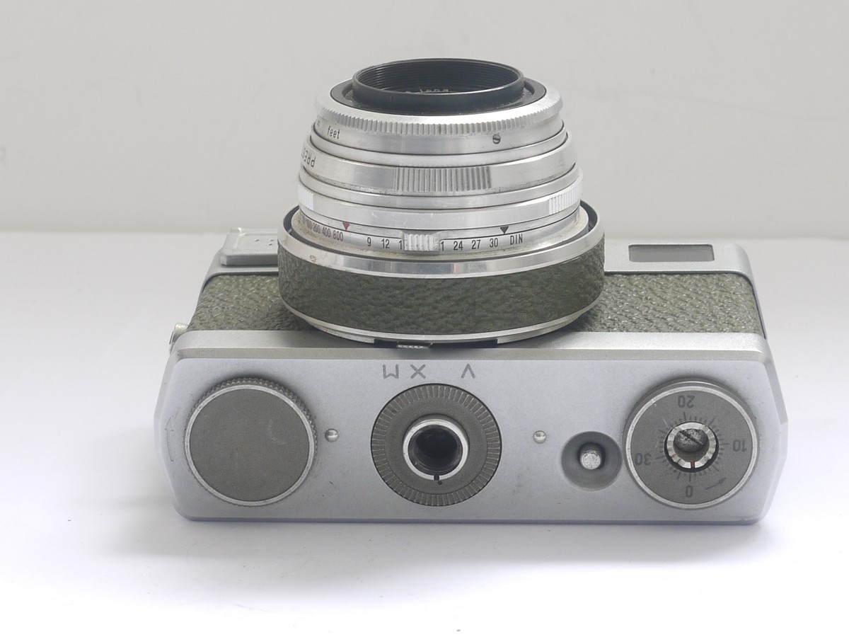 mwclassiccameras-20210827-32 Werra 4 GREEN 35mm coupled rangefinder metered camera with three bright-line finder frames + 50mm f2.8 Tessar intercheangeable lens, GREEN hood & cap & makers ER case