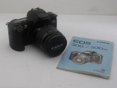 Canon EOS 500 35mm AF SLR + Canon EF 28-80mm f3.5-5.6 II lens with makers front cap & instructions