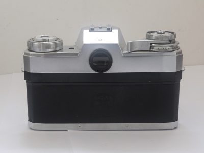 Zeiss Ikon Contarex Bullseye + Carl Zeiss 50mm f2 Planar chrome lens