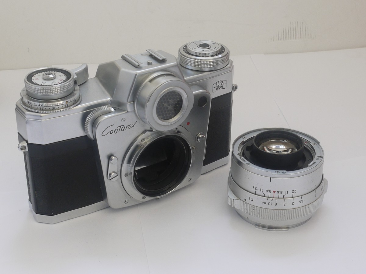 mwclassiccameras-20210917-52 Zeiss Ikon Contarex Bullseye + Carl Zeiss 50mm f2 Planar chrome lens