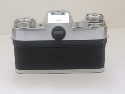 Zeiss Ikon Contarex Bullseye + Carl Zeiss 50mm f2 Planar chrome lens