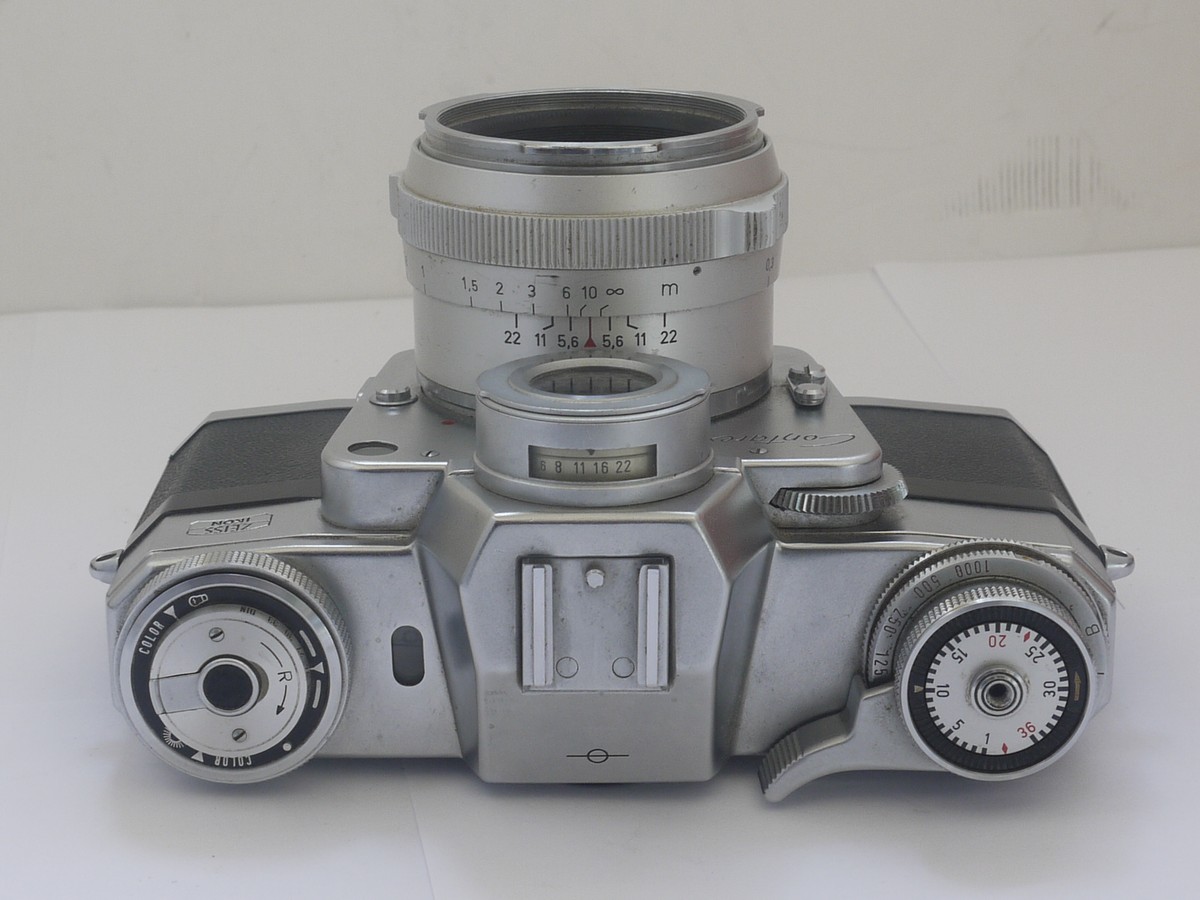 mwclassiccameras-20210917-56 Zeiss Ikon Contarex Bullseye + Carl Zeiss 50mm f2 Planar chrome lens