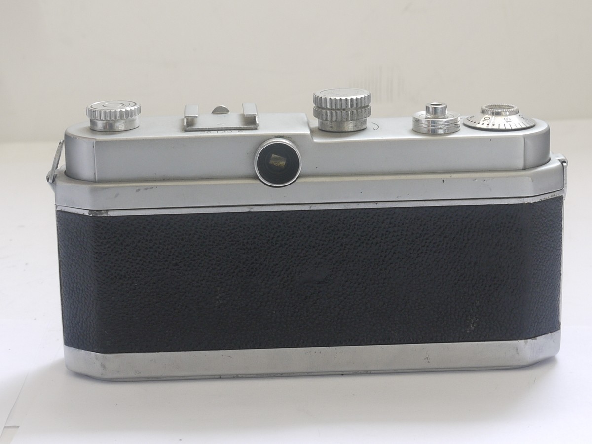mwclassiccameras-20210924-143 Foca 2 Star Leica Copy, all chrome body