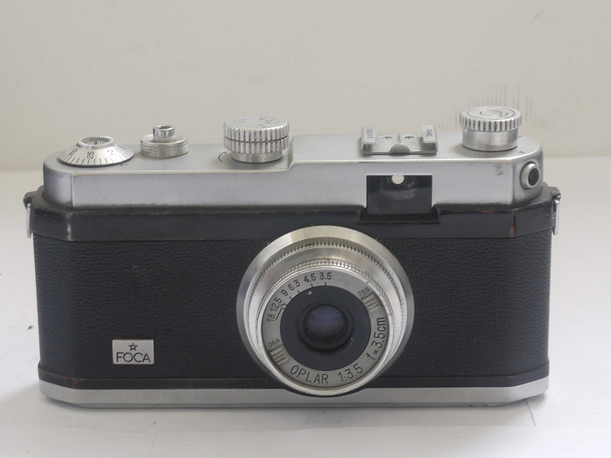 mwclassiccameras-20210924-169 Foca 1 Star Leica Copy, all chrome + 3.5cm f3.5 Oplar interchangeable screw mount lens with makers black front cap