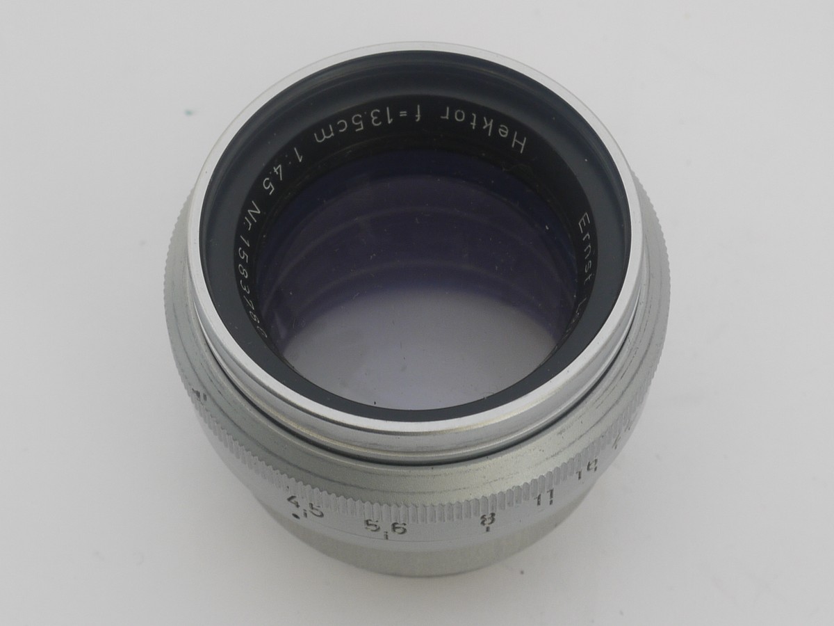 mwclassiccameras-20210924-507 Leitz 13.5cm f4.5 Hektor-M (No.1583780) + makers caps