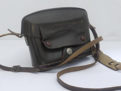 Leitz brown leather ER case for the Leicaflex, with strap