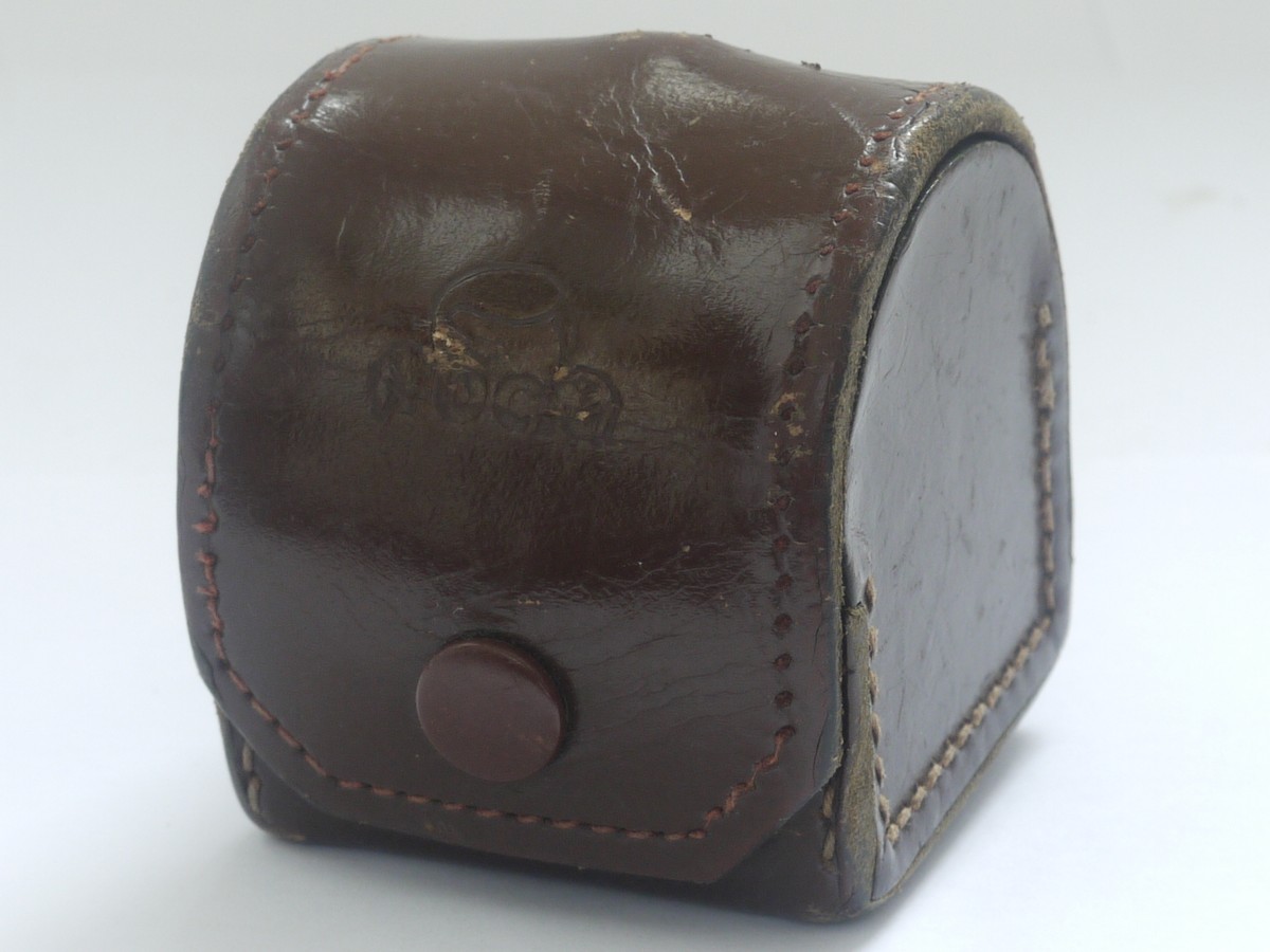 mwclassiccameras-20211001-151 Foca Leica Copy brown square leather case for Turret finder/other accessories (55 x 55 x 55mm)