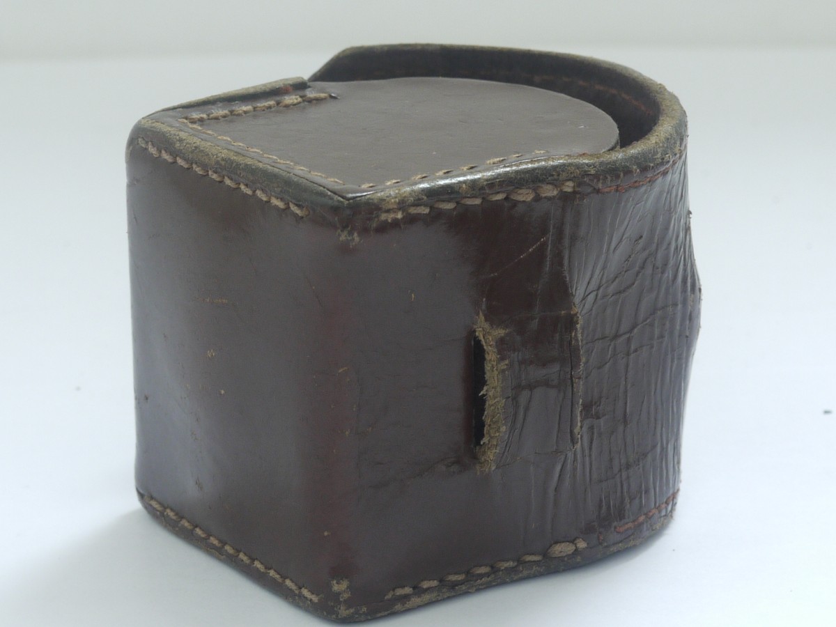 mwclassiccameras-20211001-153 Foca Leica Copy brown square leather case for Turret finder/other accessories (55 x 55 x 55mm)