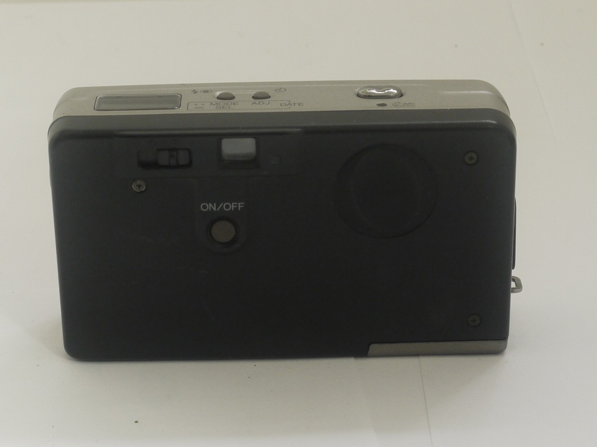 mwclassiccameras-20211008-144 Minolta Vectis UC IX-Date 35mm AF compact APS film camera with 25mm f4 lens