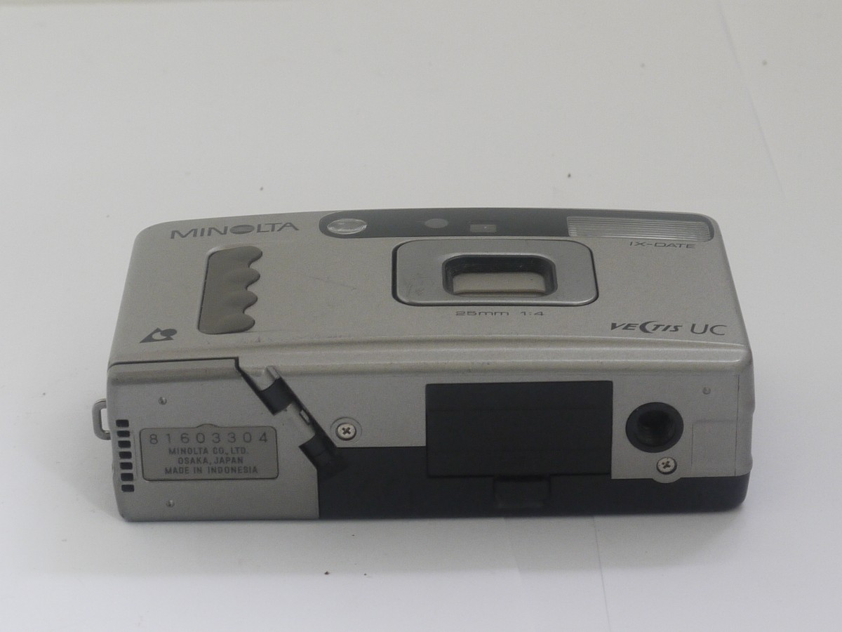 mwclassiccameras-20211008-146 Minolta Vectis UC IX-Date 35mm AF compact APS film camera with 25mm f4 lens