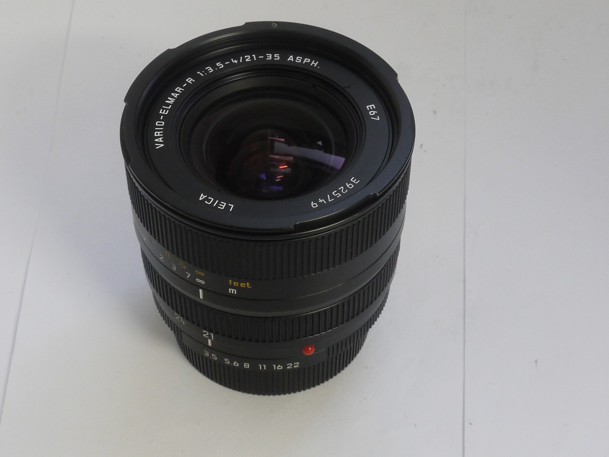 mwclassiccameras-20211022-284 Leica 21-35mm f3.5-4 Vario-Elmar-R ASPH ROM zoom lens (No.3925749) + Leica bayonet lens hood, makers caps & makers pouch case