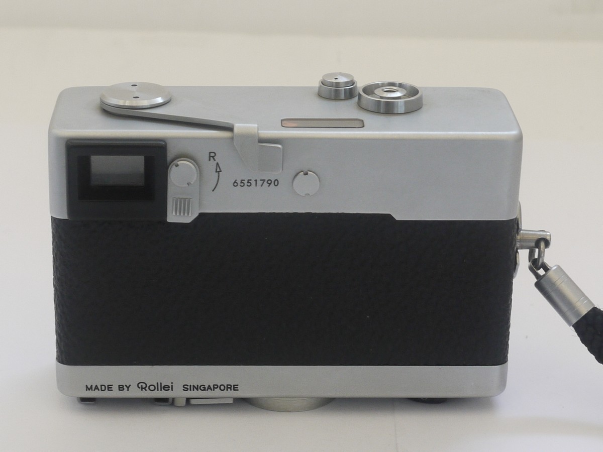 mwclassiccameras-20211022-3 Rollei 35S CDS metered, chrome 35mm camera with Rollei HFT 40mm f2.8 Sonnar collapsible lens + makers front cap, wrist strap, instructions & pouch case