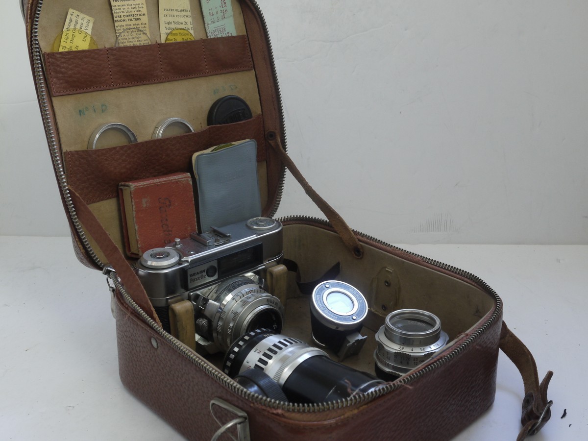 mwclassiccameras-20211112-74 Braun Paxette 35mm coupled rangefinder camera with three built-in frame finders + Steinheil 50mm f2.8 Cassarit E, Staeble 45mm f2.8 Kata & Staeble 135mm f3.8 Telenon L39 screw mount lenses, Braun Universal shoe finder, Various size/types filters & makers outfit case