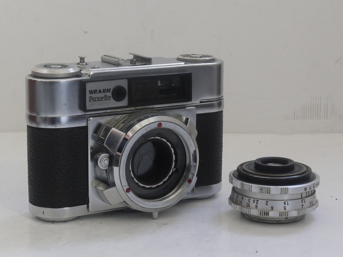 mwclassiccameras-20211112-80 Braun Paxette 35mm coupled rangefinder camera with three built-in frame finders + Steinheil 50mm f2.8 Cassarit E, Staeble 45mm f2.8 Kata & Staeble 135mm f3.8 Telenon L39 screw mount lenses, Braun Universal shoe finder, Various size/types filters & makers outfit case