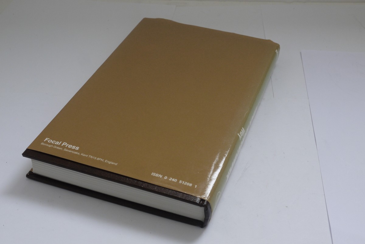 mwclassiccameras-20211119-164 The Leica Rangefinder Way book by Andrew Matheson c1984. Hardbound with dust cover. 264 pages in English