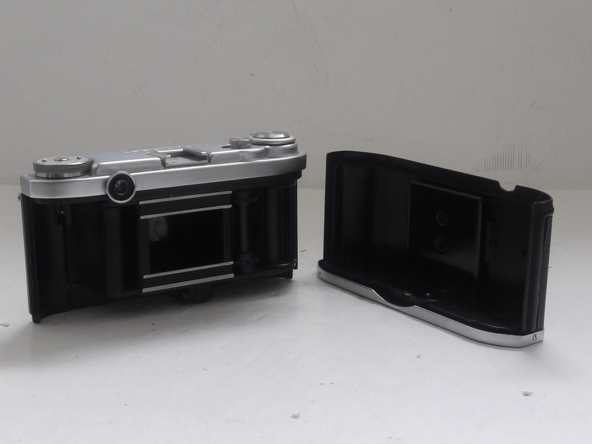 mwclassiccameras-20211126-16 Leidolf Wetzlar Lordomat 35mm coupled rangefinder camera + 50mm f2.8 Lordonar interchangeable lens