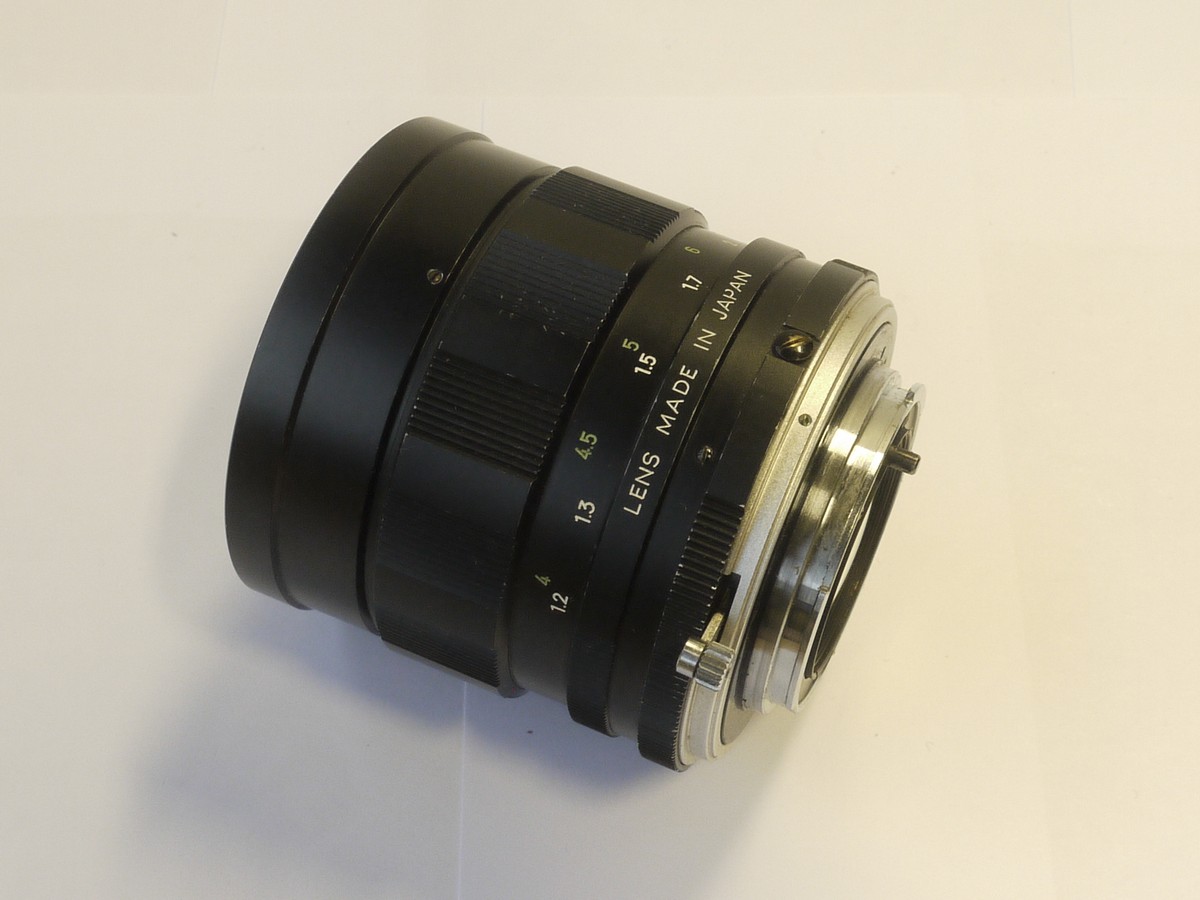 mwclassiccameras-20211224-38 Minolta 100mm f2 Auto Tele Rokkor PF manual focus MC mount lens + rear cap. UNCOMMON